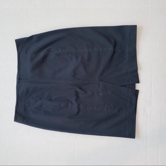 ANN TAYLOR PETITE SKIRT SIZE 10P SLIT ZIPPER BACK - Picture 3 of 5